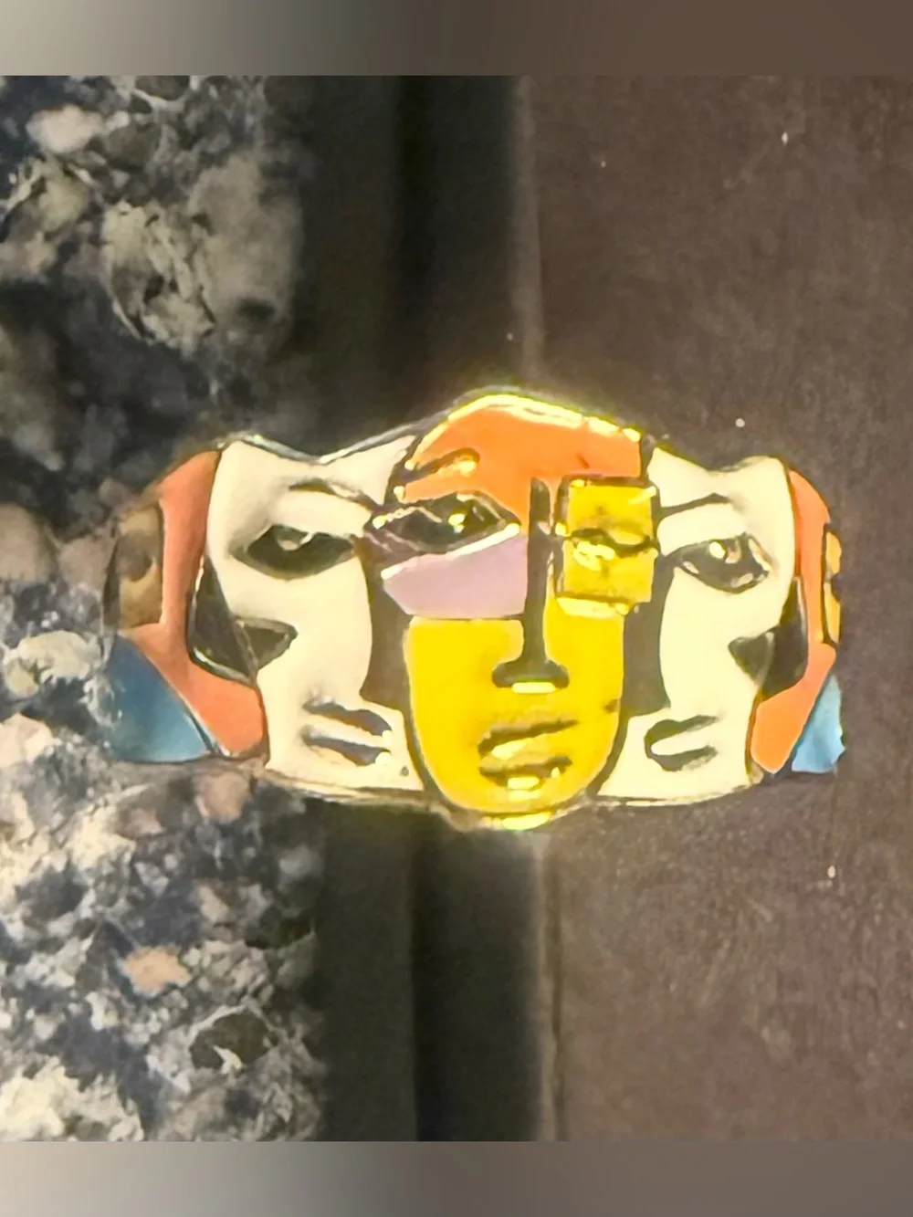 Abstract Face Enamel Ring - Multicolor